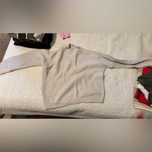 Uniqlo Women's Light Beige Sweater